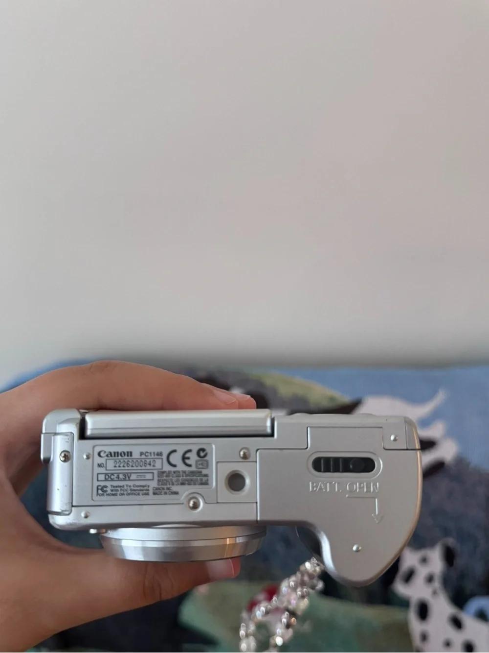 Canon PowerShot A610 ccd Digital Camera flip screen